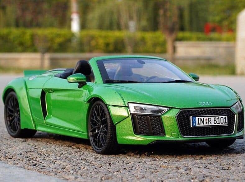 Modellautos Audi R8 Spyder (1:18)